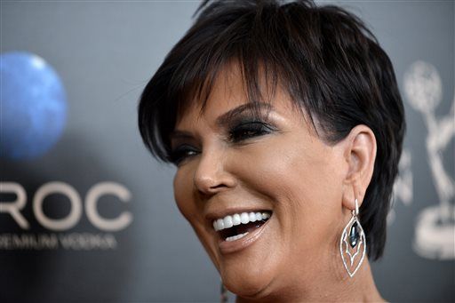 Kris Jenner Tries, Fails to Bribe Negative Reviewer