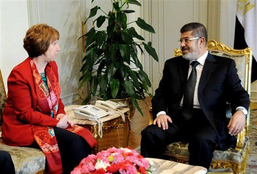 Morsi Meets EU Envoy at Midnight, in Secret Location