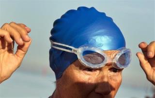 Nyad Breaks Distance Record in Swim to Cuba