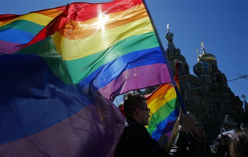 Obama To Meet With Gay Rights Activists In Russia