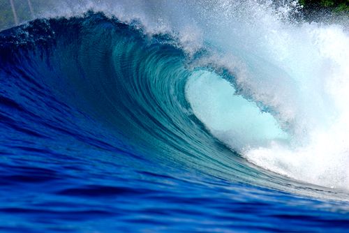 Scientists Record 800-Foot Undersea Waves