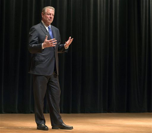 Gore Blasts NSA's 'Crimes Against the Constitution'