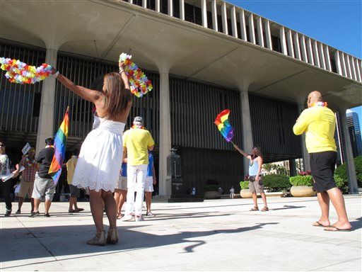 Hawaii Lawmakers OK Gay Marriage