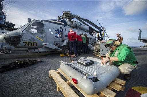 US Carrier Arrives for Typhoon Aid Effort