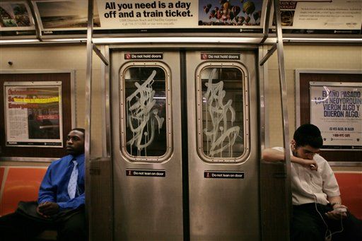Slow Subway? NYC Riders Can Get a Late Note