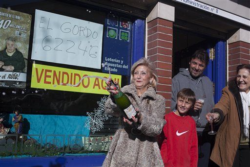 Spain's Christmas Gift to Its People: $3.4B Lottery