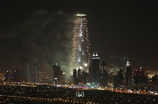 Dubai Blows Away NYE Fireworks Record