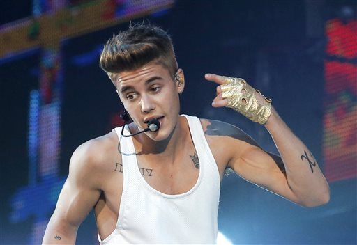 Justin Bieber Detained as Cops Raid His Home