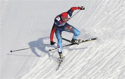 Canadian Coach Gives Ski to Stricken Russian