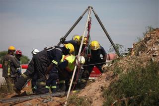 230 Miners Trapped in Abandoned S. Africa Mine