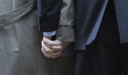 Judge Strikes Down Gay Marriage Ban in Texas
