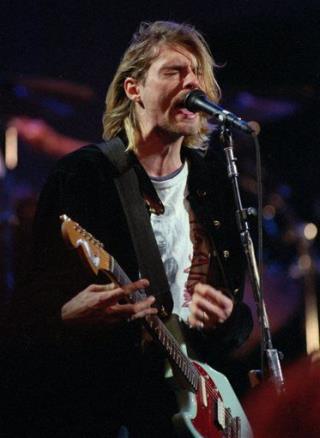 Police Review Evidence in Kurt Cobain's Death