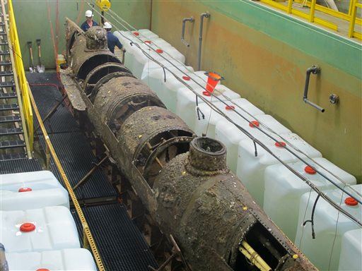 Mystery of Confederate Sub Gets Chipped Away