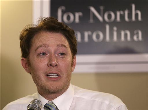 Clay Aiken Leading Vote By Insanely Thin Margin