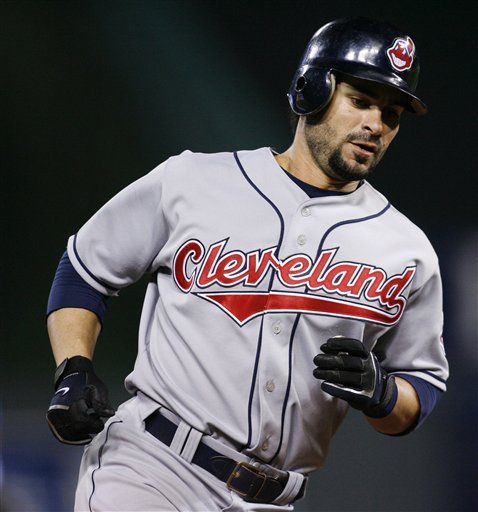 Indians Sweep Doubleheader From Royals