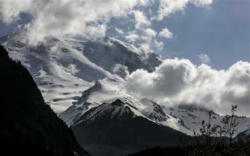 6 Missing on Mount Rainier Feared Dead