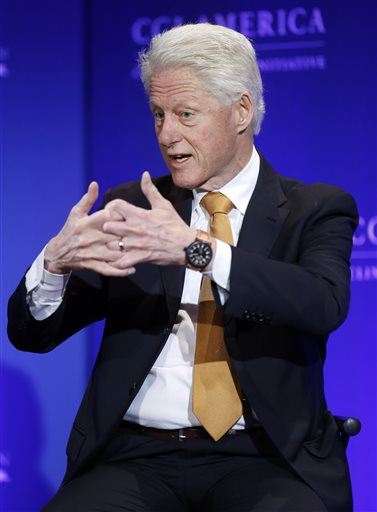 Clinton Sees 'Unresolved Questions' on Pot Laws