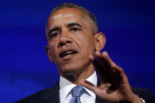 Obama Mulls Airstrikes, Aid to Help Trapped Iraqis