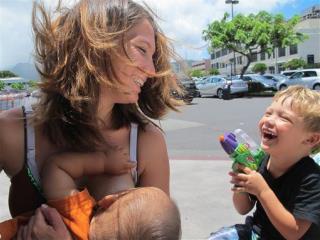 Breastfeeding Mom Refuses to Stop Smoking Pot