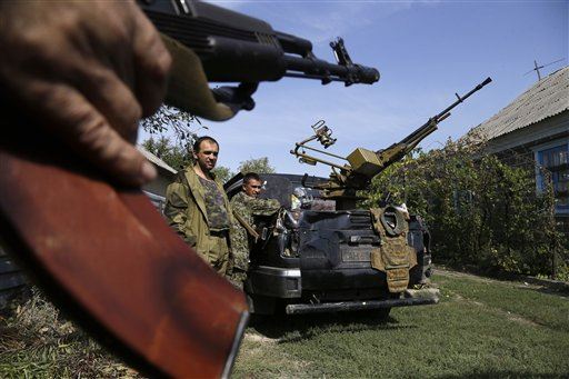Shelling, Attacks Break Ukraine Ceasefire
