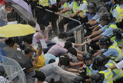 Hong Kong Cops Lob Tear Gas at 'Occupy' Protest