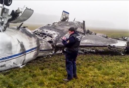 Lawyer in Plow-Jet Crash: Booze Odor Not From Booze