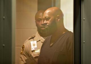 Suge Knight Pleads Not Guilty to Stealing Camera