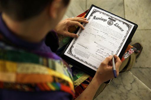 Court Blocks Gay Marriage in 4 States