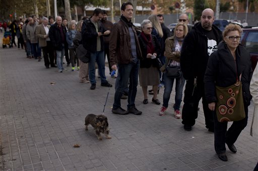 2M Catalans Diss Spain, Vote in Declawed Poll