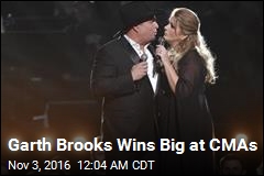 Garth Brooks Wins Big at CMAs