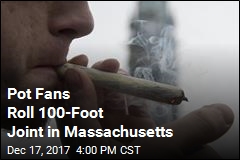 Marijuana Advocates Roll 100-Foot Joint