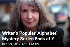 Sue Grafton, Writer of Popular &#39;Alphabet&#39; Mysteries, Dies at 77