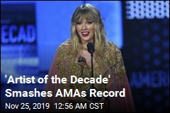 Taylor Swift Smashes Michael Jackson&#39;s AMAs Record