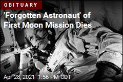 &#39;Forgotten Astronaut&#39; of First Moon Mission Dies