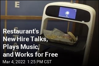 Faced With Worker Shortage, Eatery Turns to Robot
