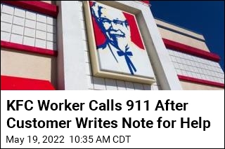 KFC Worker Comes to Woman&#39;s Aid After Being Handed Note