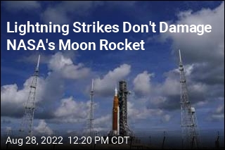 Lightning Strikes Don&#39;t Damage NASA&#39;s Moon Rocket