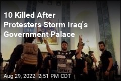 Cleric&#39;s Supporters Storm Iraq&#39;s Government Palace