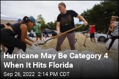 Floridians Make Sandbags as Mighty Ian Gets Close