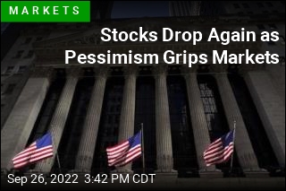 Stocks Continue Slump as Recession Fears Grow