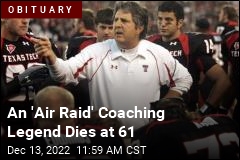 An &#39;Air Raid&#39; Coaching Legend Dies at 61