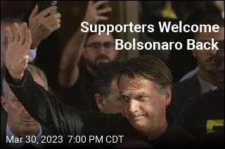 Bolsonaro&#39;s Return Draws Modest Crowd