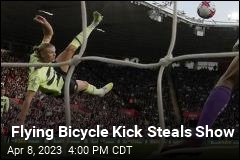 Flying Bicycle Kick Steals Show