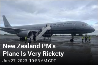 New Zealand PM&#39;s Plane Is Very Rickety