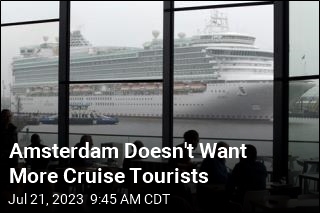 Amsterdam Bans Cruise Ships in Bid to Cut Tourist Numbers