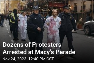34 Protesters Were Arrested at Macy's Parade