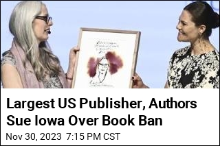 Suit by Biggest US Publisher Challenges Iowa&#39;s Book Ban