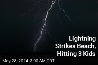 Lightning Strikes Beach, Hitting 3 Kids