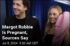 Margot Robbie Is Pregnant: Sources