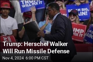 Trump Promises Defense Job to Herschel Walker at Rally